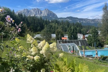 Sommerurlaub - Schwimmen mit Blick auf den Wilden Kaiser - Rosenhof